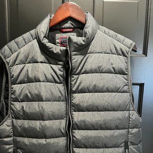 UNTUCKit Puffer Vest